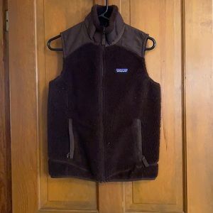 Women’s retro Patagonia fleece vest